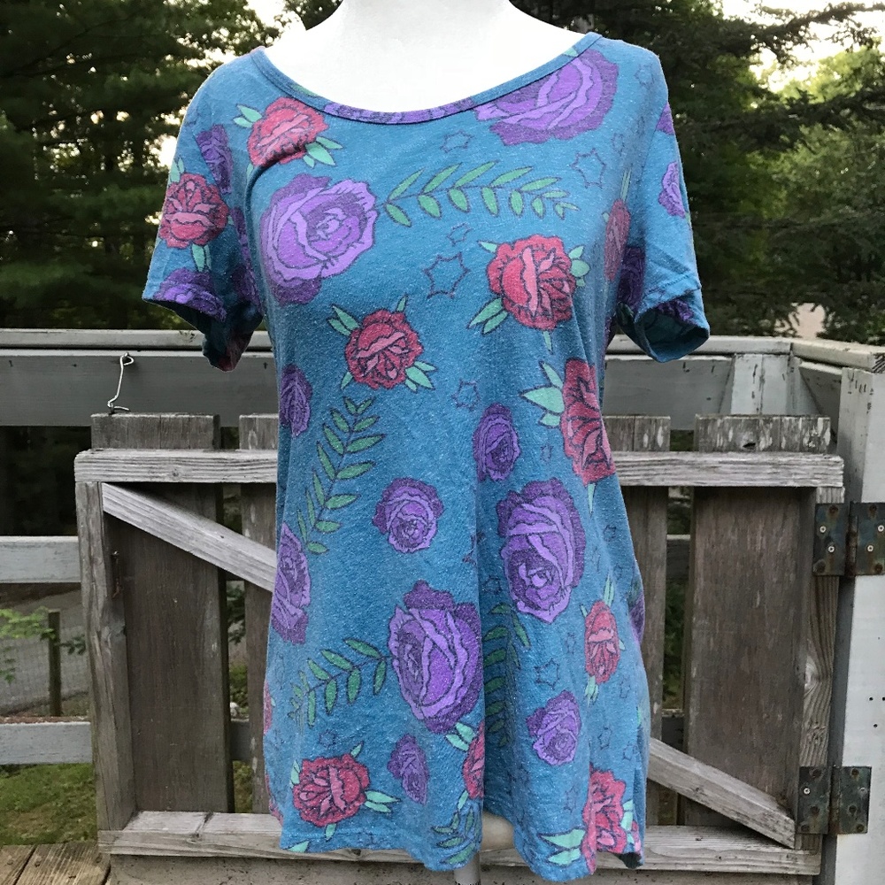 Lularoe Classic T S